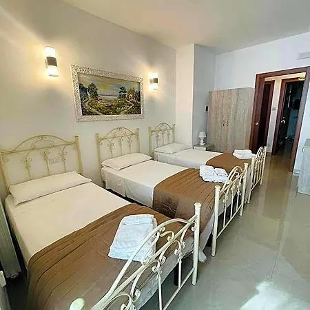 לינה וארוחת בוקר La Casa Di Chloe